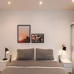 Apartamento Moderno A 300 M Da Praia Do Leblon