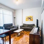 Apartamento Completo Na Praia De Copacabana, 3 Suites , Em Andar Alto Com Vista Mar, Ar ,Wifi, Tv Canais A Cabo, Pauloangerami Mvc18