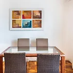 Apartamento Completo Na Praia De Copacabana, 3 Suites , Em Andar Alto Com Vista Mar, Ar ,Wifi, Tv Canais A Cabo, Pauloangerami Mvc18