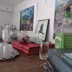Quarto De Casal Em Casa De Vila