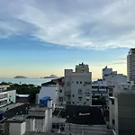 Apto Em Ipanema Vista Mar