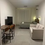 Melhor Studio Na Praia De Copacabana