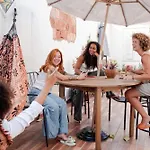 Chez Zany Boutique Hostel - Santa Teresa