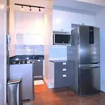 Fantastico Sala e Quarto no posto 5 em Copacabana