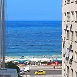 Fantastico Sala e Quarto no posto 5 em Copacabana