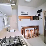 Confortável, silencioso e completo apartamento de 2 quartos em Ipanema