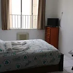 Kitinet Na Praia De Botafogo