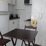 Kitinet Na Praia De Botafogo
