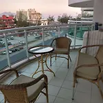 Apartamento Pontal Beach.