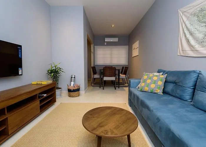 Apartamento Em Ipanema Com Garagem | Bt 82/208