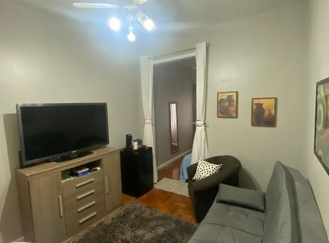 Apartamento Em Copacabana - Rj