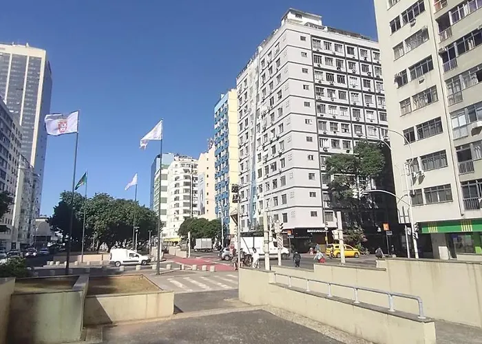 Temporada Copacabana Salu 1
