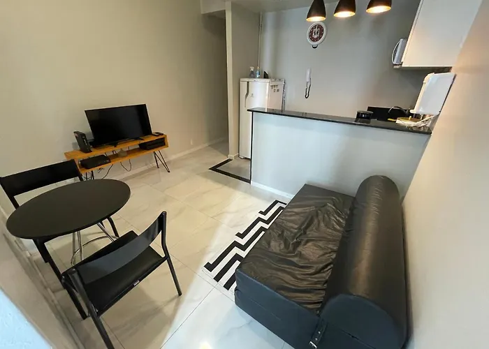 Lindo Apartamento Em Copacabana