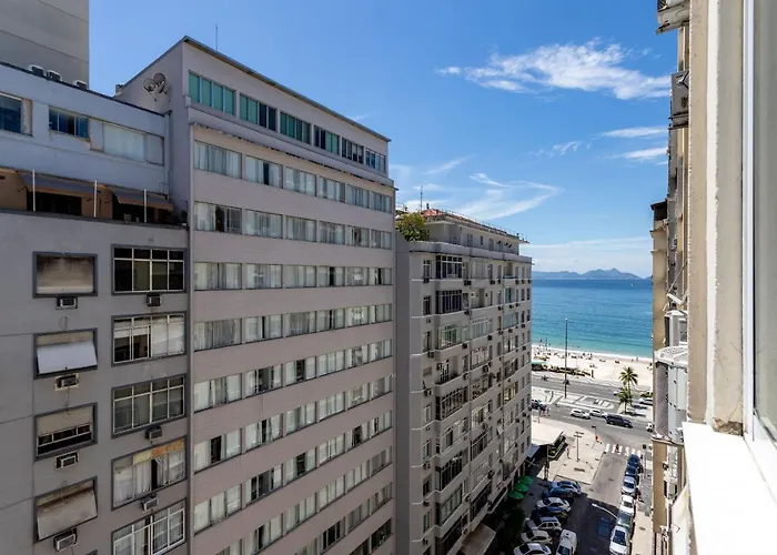 Pineapples SL1001 - Luxuoso apartamento à uma quadra da praia de Copacabana