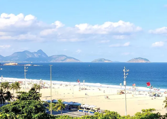 Copacabana Praia - 2 Quartos Independentes, Vista Do Mar - Polo Gastronomico Do Lido - Ate 6 Pessoas, Posto 2, Proximo Metro Arcoverde