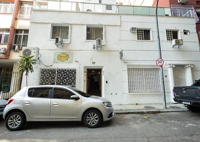 Apartamento Com Varanda Em Copacabana