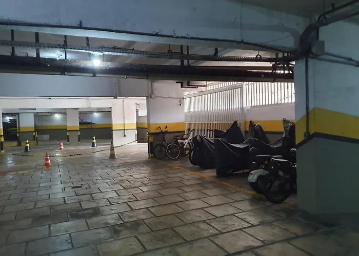 Apto. Com Linda Vista Posto 5 Barra Da Tijuca