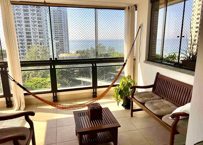Belissimo Apartamento Beira Mar Em Otima Localizacao