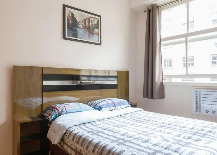Complete And Quiet Apartment @ Copacabana