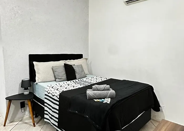 Black House