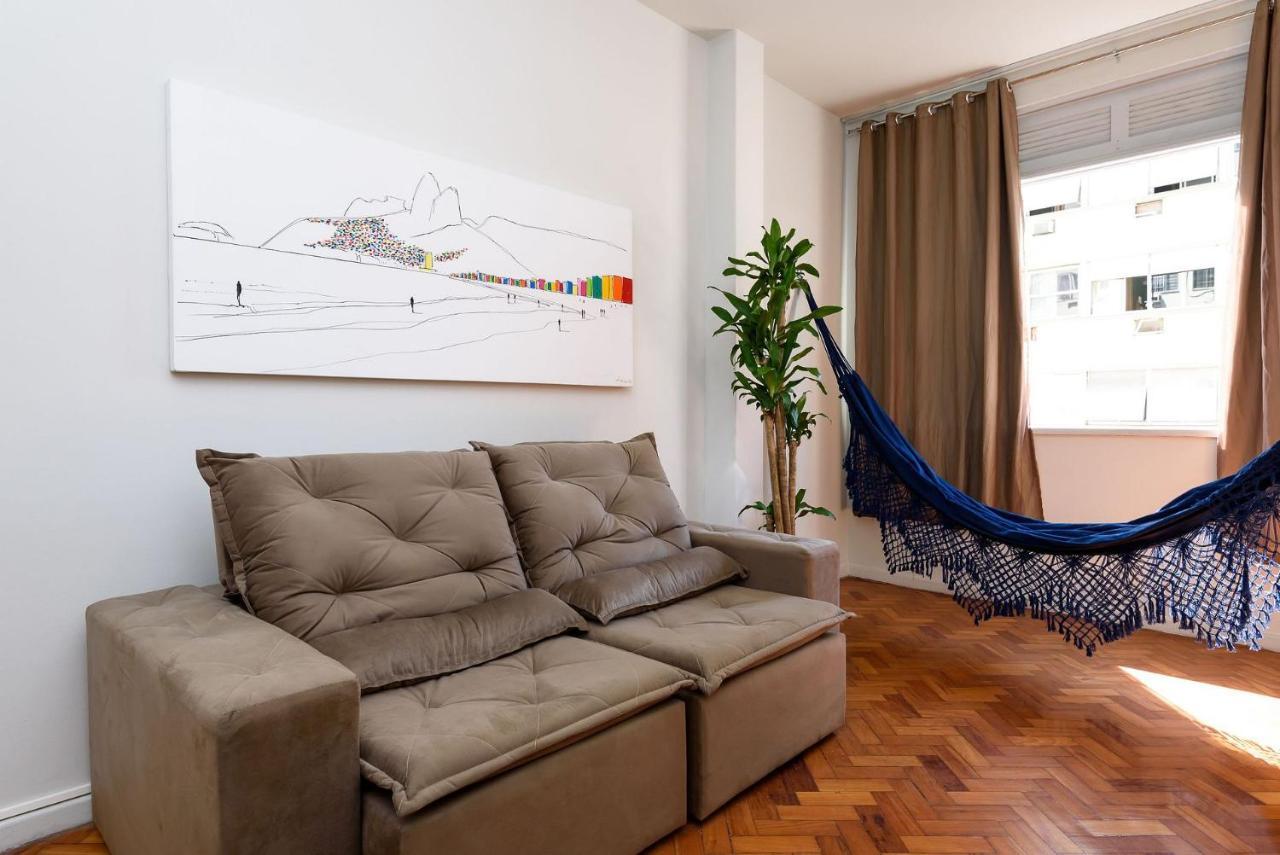 2 Quartos Em Copacabana C/ Vista-mar | Pj 135/808 * Rio de Janeiro