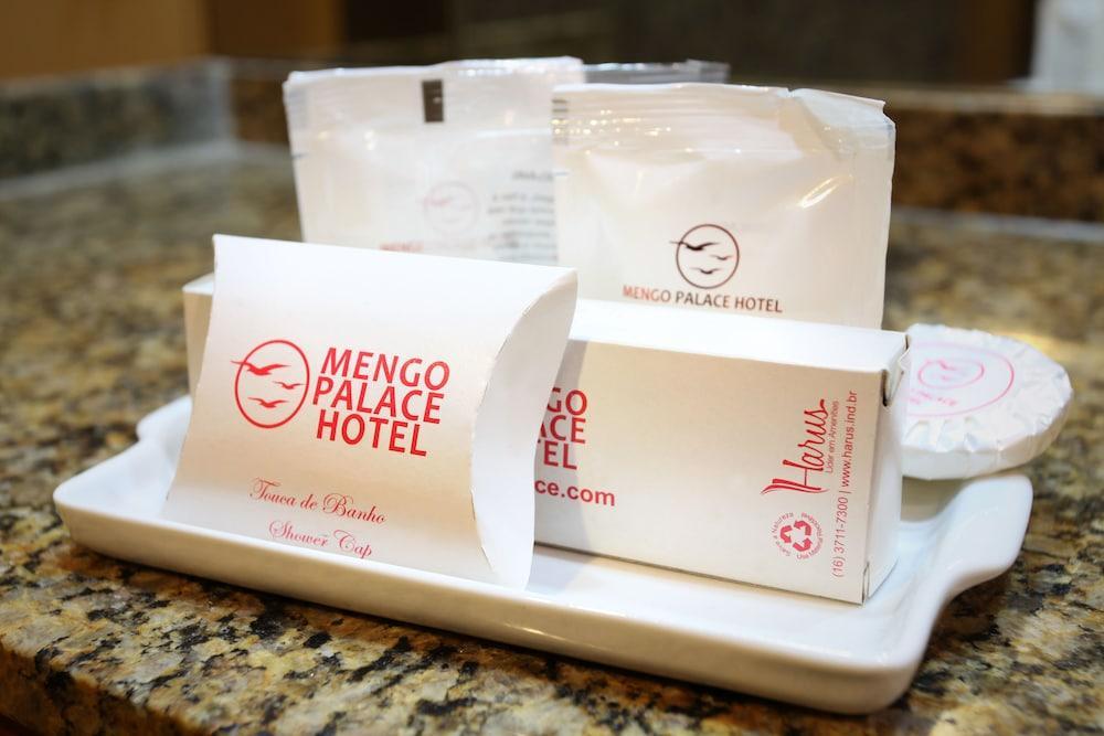 Hotel Mengo Palace 3*