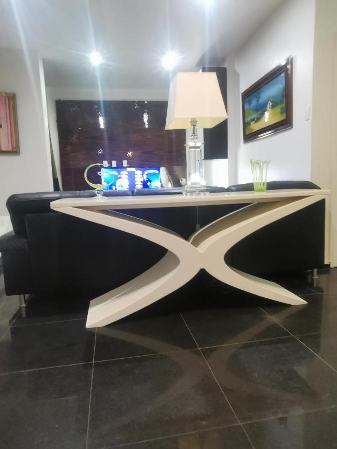 The Copacabana Luxury Design 3 Bedroom 3 Bathroom 85 Inch Cinema Tv Location Apartamento Rio de Janeiro