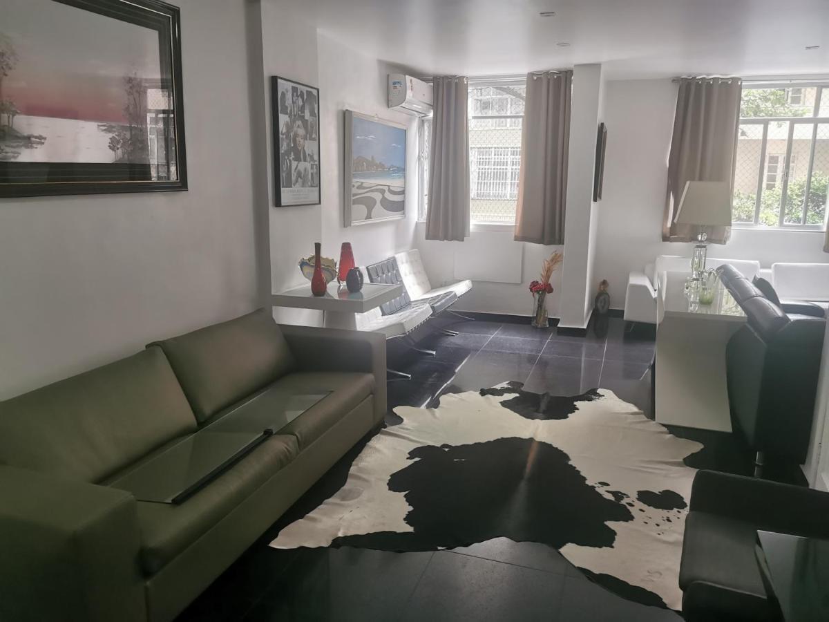 The Copacabana Luxury Design 3 Bedroom 3 Bathroom 85 Inch Cinema Tv Location *