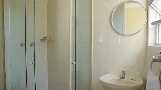 Ingles Hotel 2*