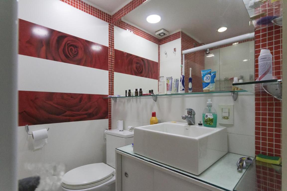 Apartamento Apto. Com Linda Vista Posto 5 Barra Da Tijuca *