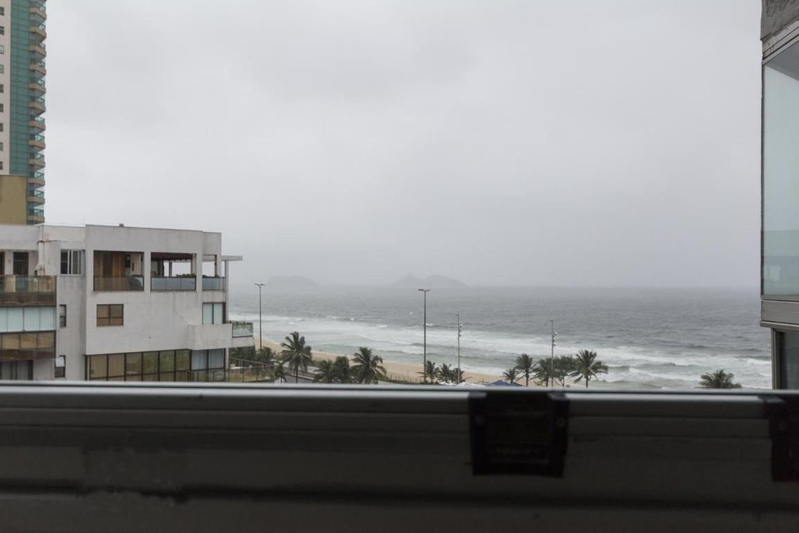 Apartamento Apto. Com Linda Vista Posto 5 Barra Da Tijuca Rio de Janeiro