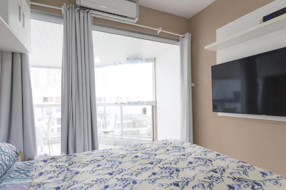 Apartamento Apto. Com Linda Vista Posto 5 Barra Da Tijuca *