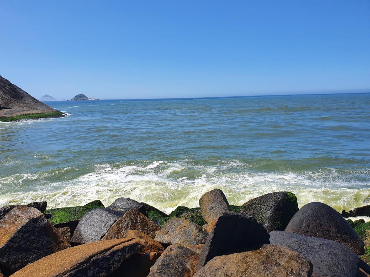 Apto. Com Linda Vista Posto 5 Barra Da Tijuca *
