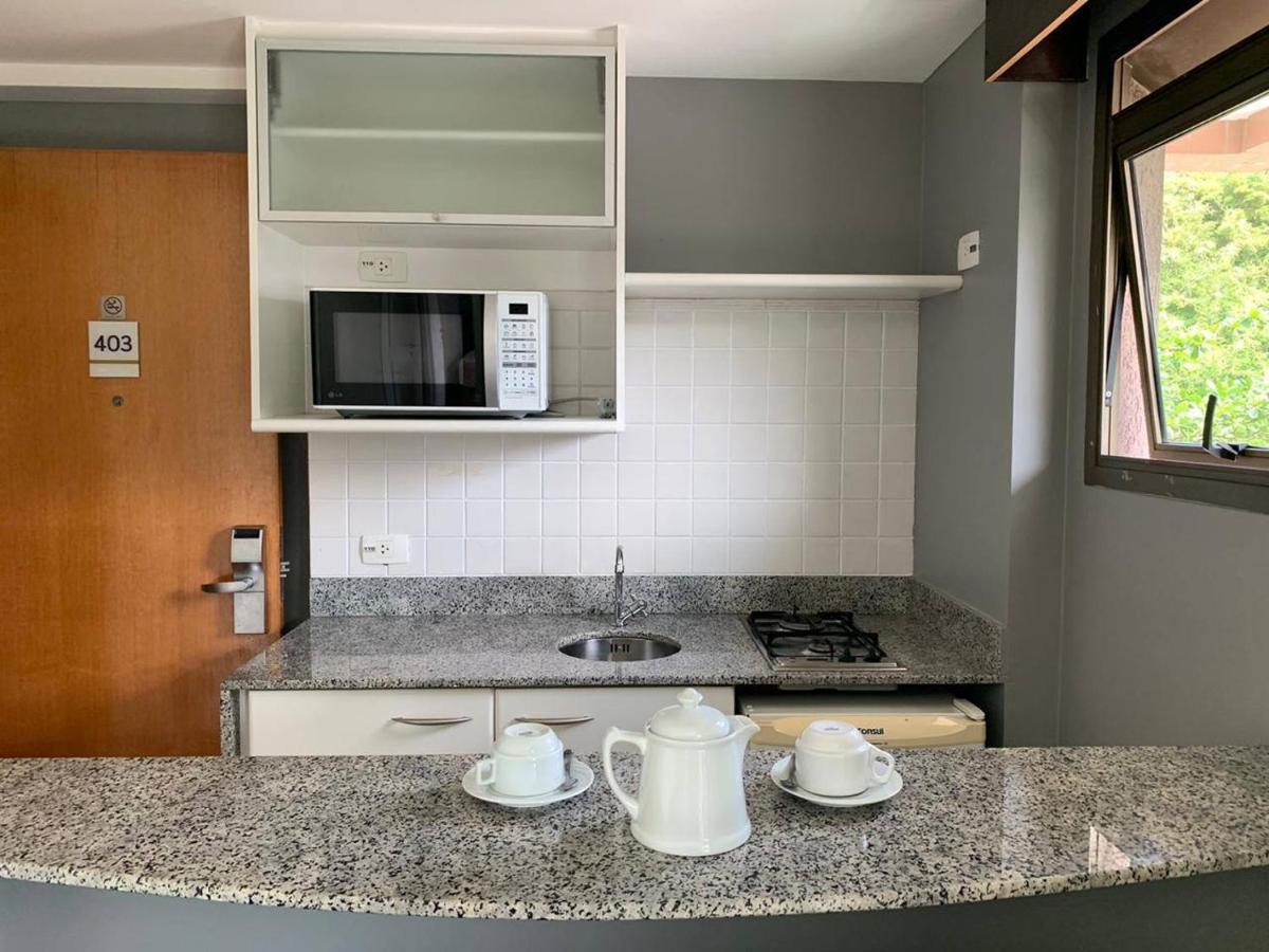 Premium Suítes 03 Apartamento