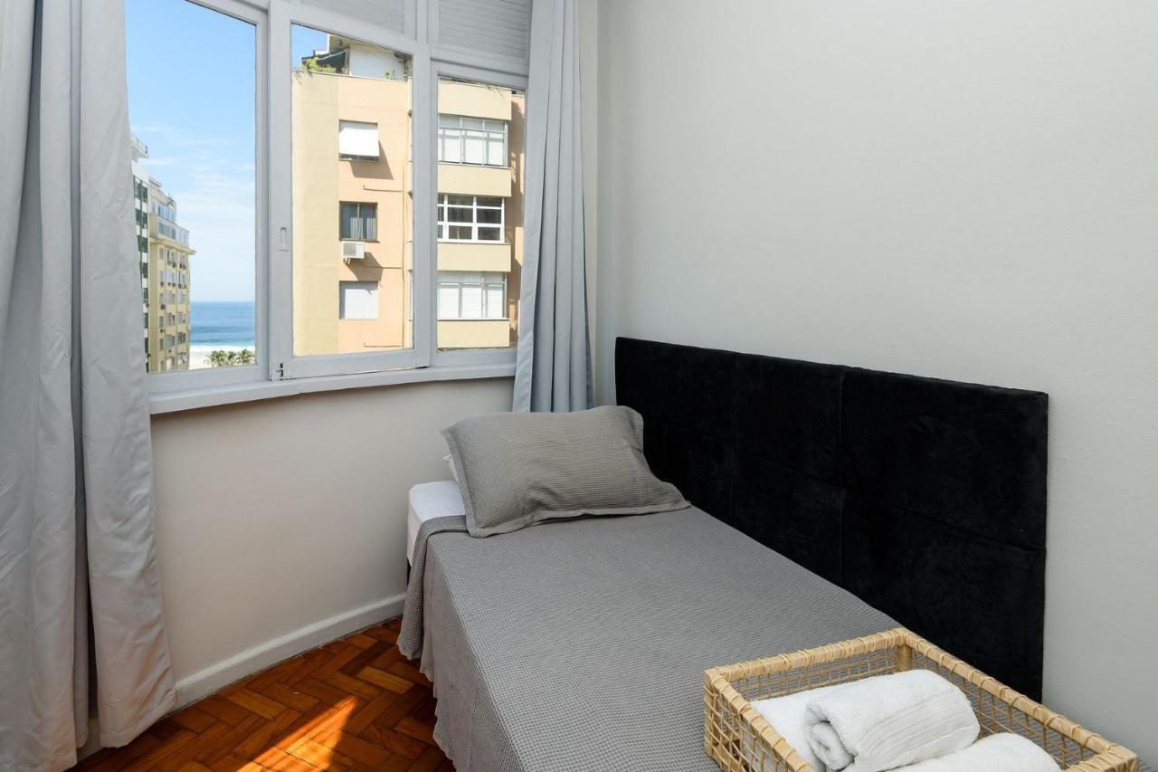 2 Quartos Em Copacabana C/ Vista-mar | Pj 135/808 Apartment