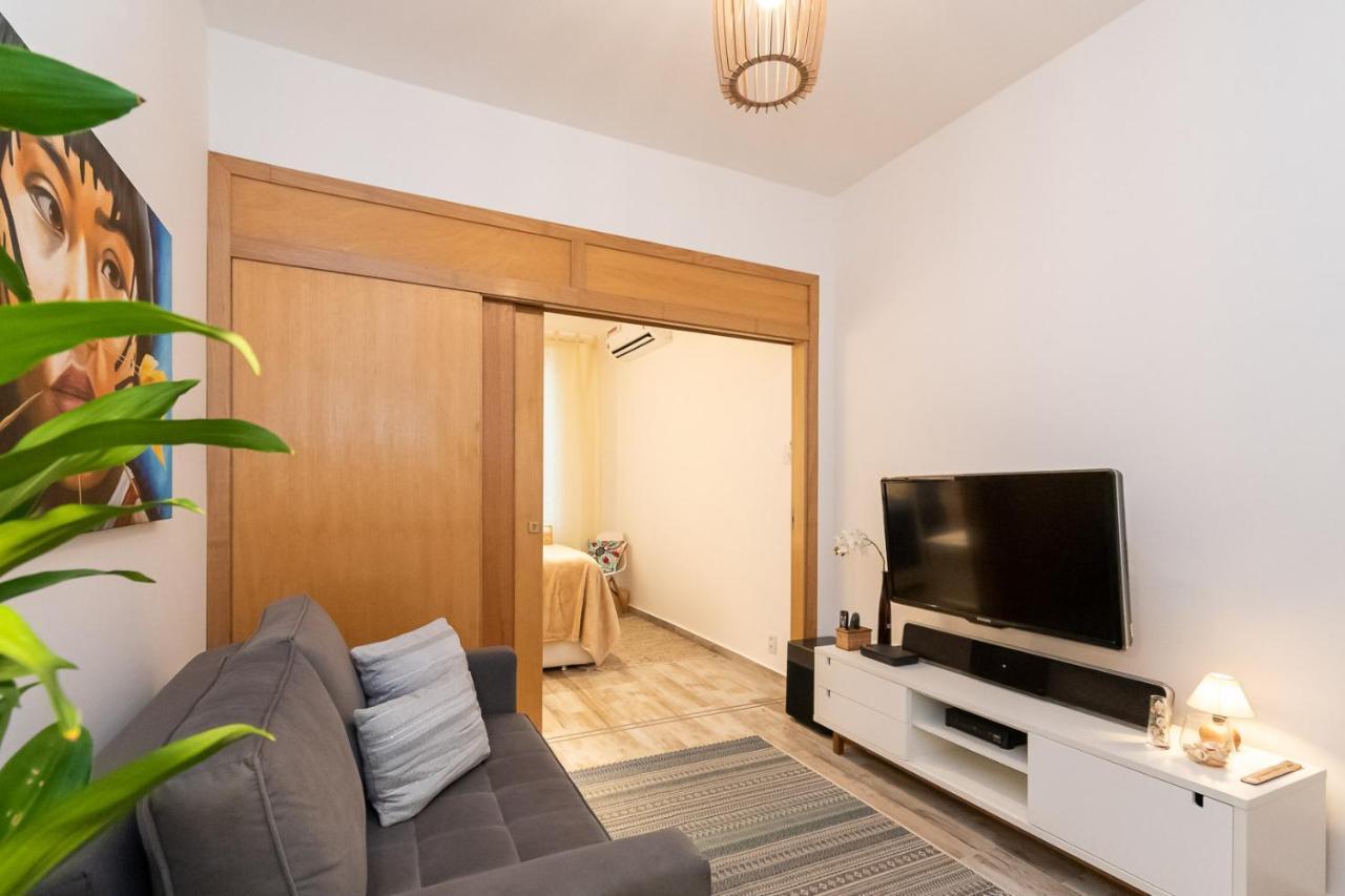 Apartamento Omar Do Rio - Sl 108 Moderno E Sala Com Garagem, Internet 240mbps, A 5 Minutos Praias De Ipanema, Arpoador E Copacabana, A 100 Metros Do Metrô