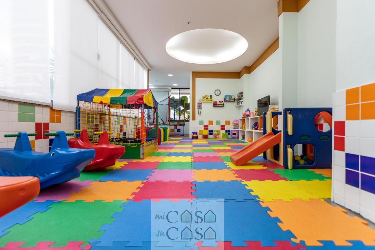 3 Quartos Com Estacionamento Em Com Portaria 24h, Piscina, Sauna E Parquinho Infantil - Com Ar Condicionado, Smartv, Wi-fi 120 Mbps E Cozinha Completa
