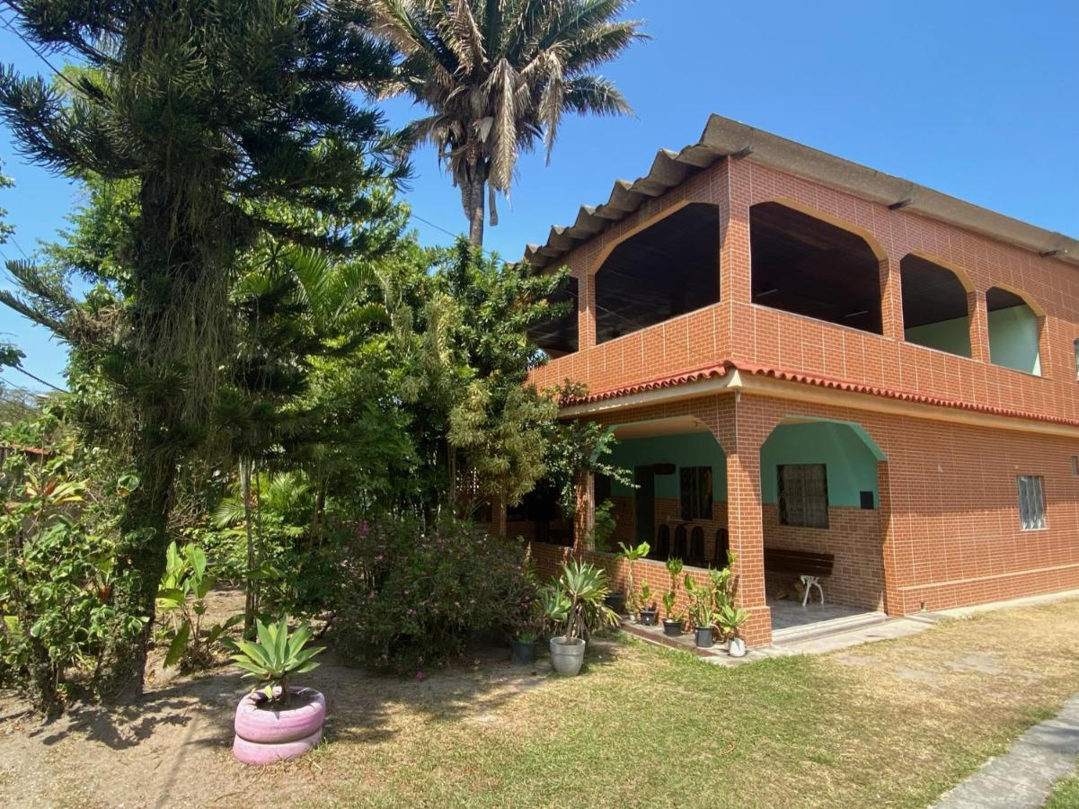 Casa Inteira: Spacious Retreat Near Guaratiba And Campo Grande Rio de Janeiro