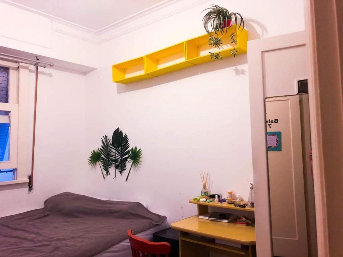 Quarto em Acomodações Particulares Lar Brasil - Quartos Individuais E Casais *