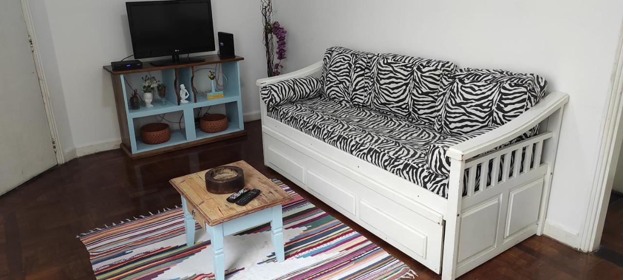 Apartamento Quadra Da Praia 06 Copacabana Posto 6 *