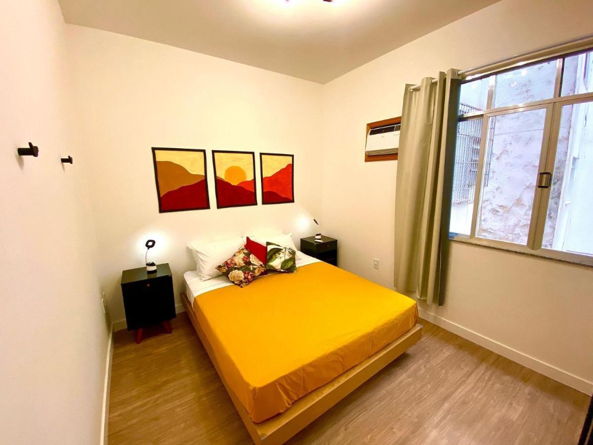 Jumpinbed Botafogo Apartamento De Sala E Com Excelente Localizaçao Apartamento