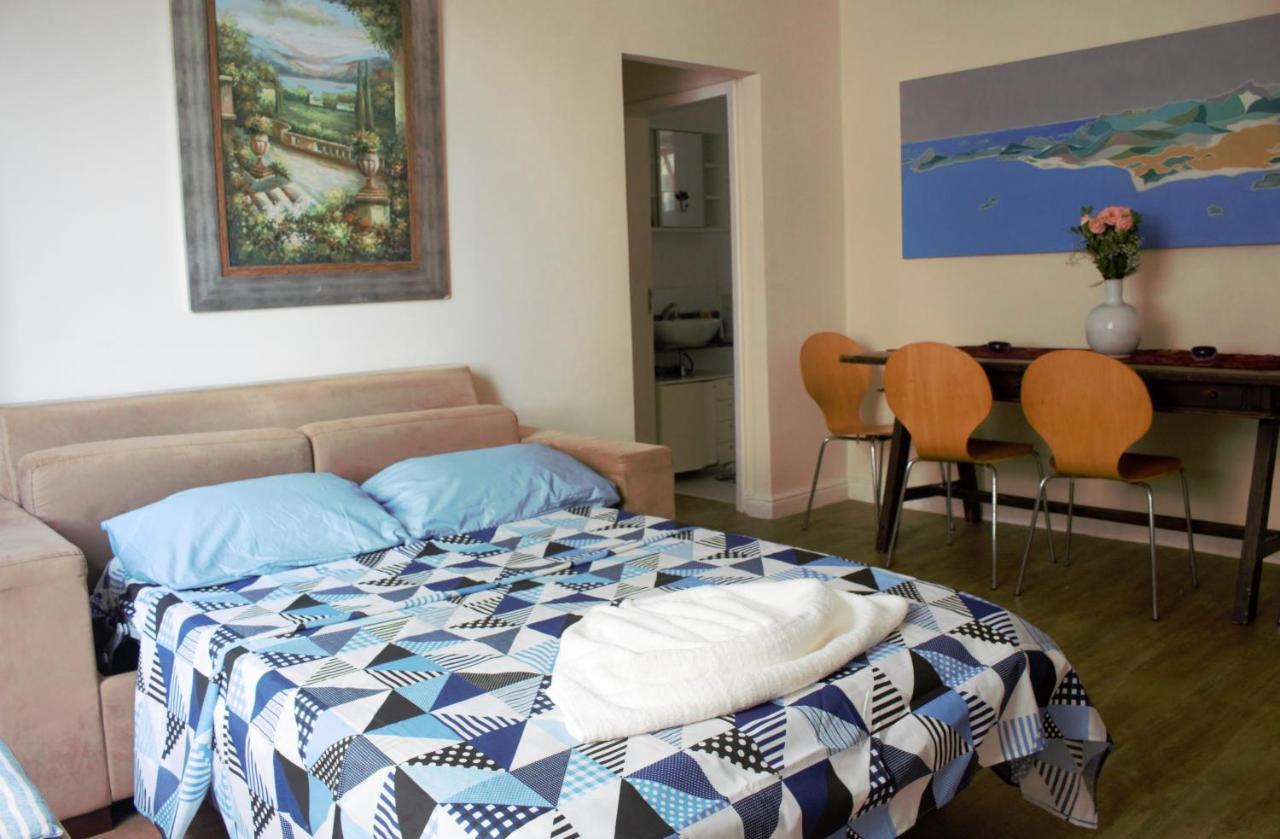 Copacabana Praia: Oceanview Near Lido Gastronomy Hub *