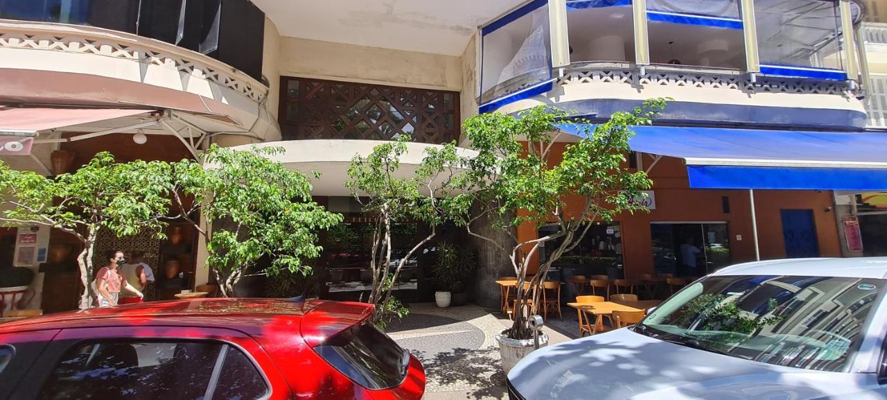 Copacabana Praia: Oceanview Near Lido Gastronomy Hub *