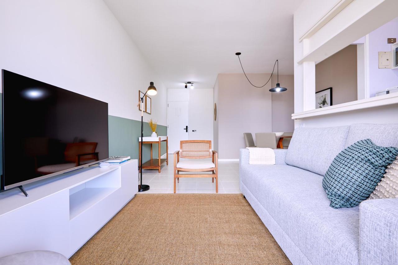 Apartamento Ap Lindo Com Piscina, Academia E Garagem No Predio - Leblon *