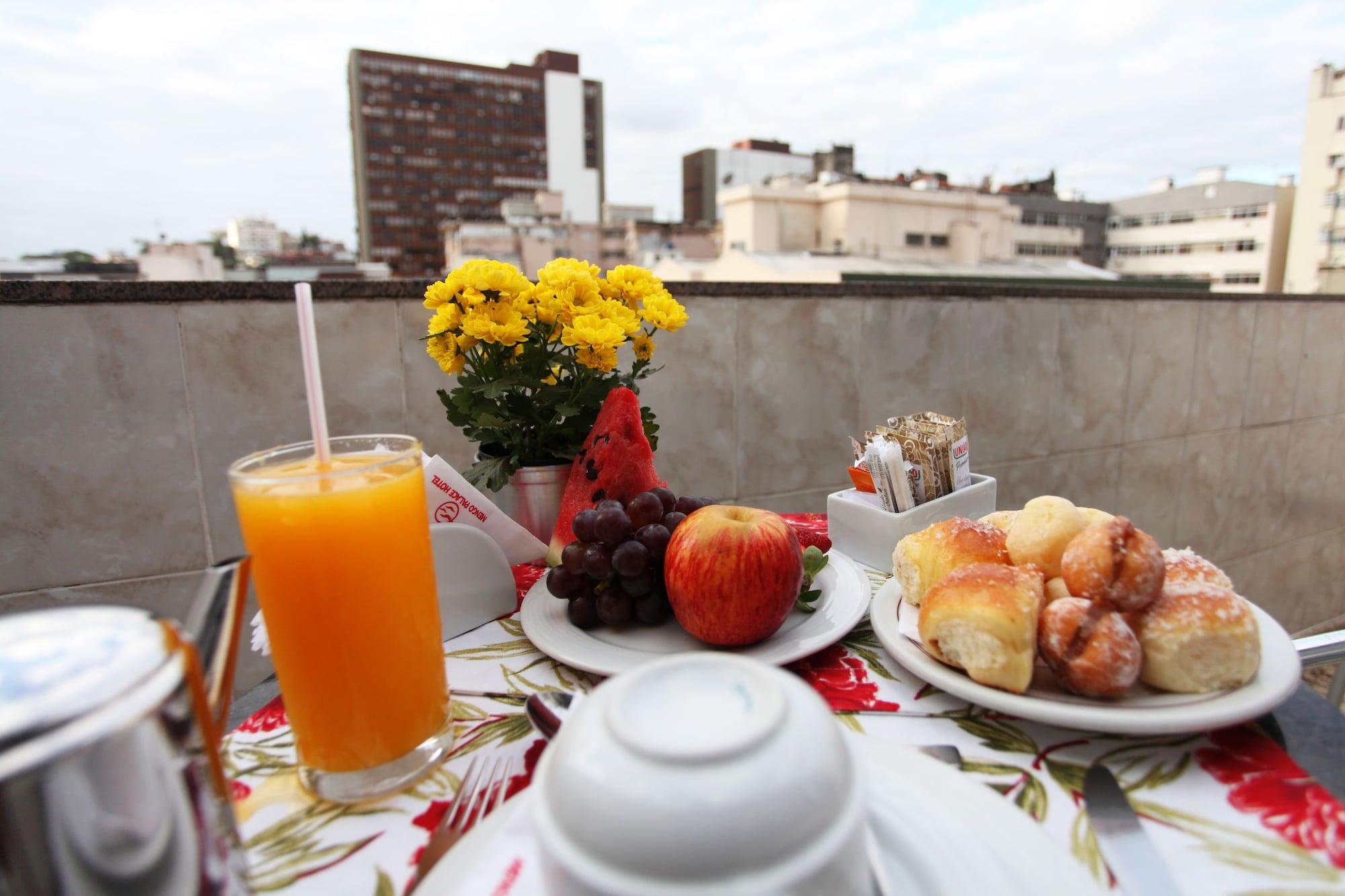 Mengo Palace Hotel 3*