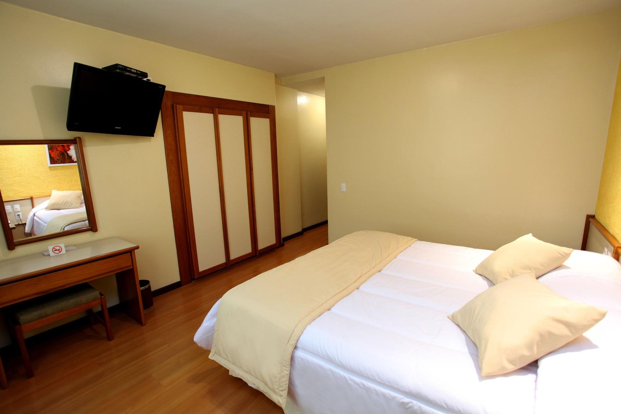 Mengo Palace 3*