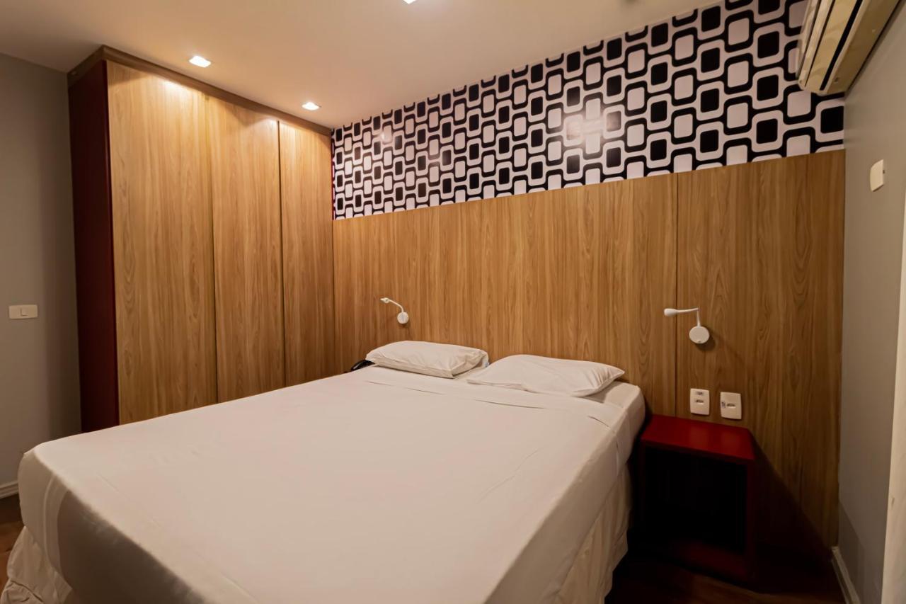 Lobie Queen Ipanema Apartment *