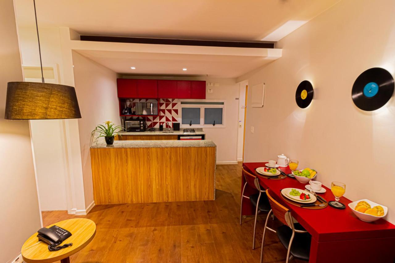 Lobie Queen Ipanema Apartment