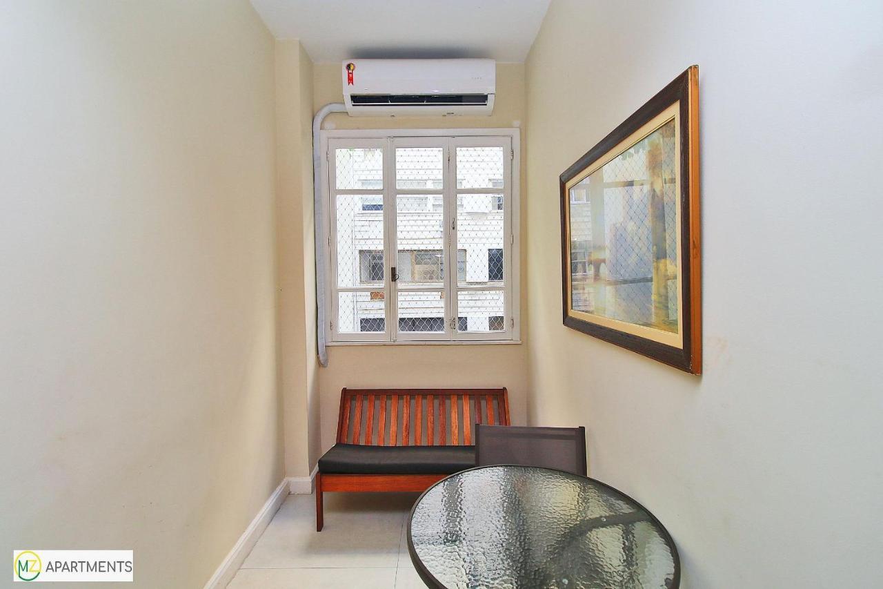 Apartamento 3 Quartos 8 Pessoas, Cheio De Bossa E à 100 Metros Da De Copa *