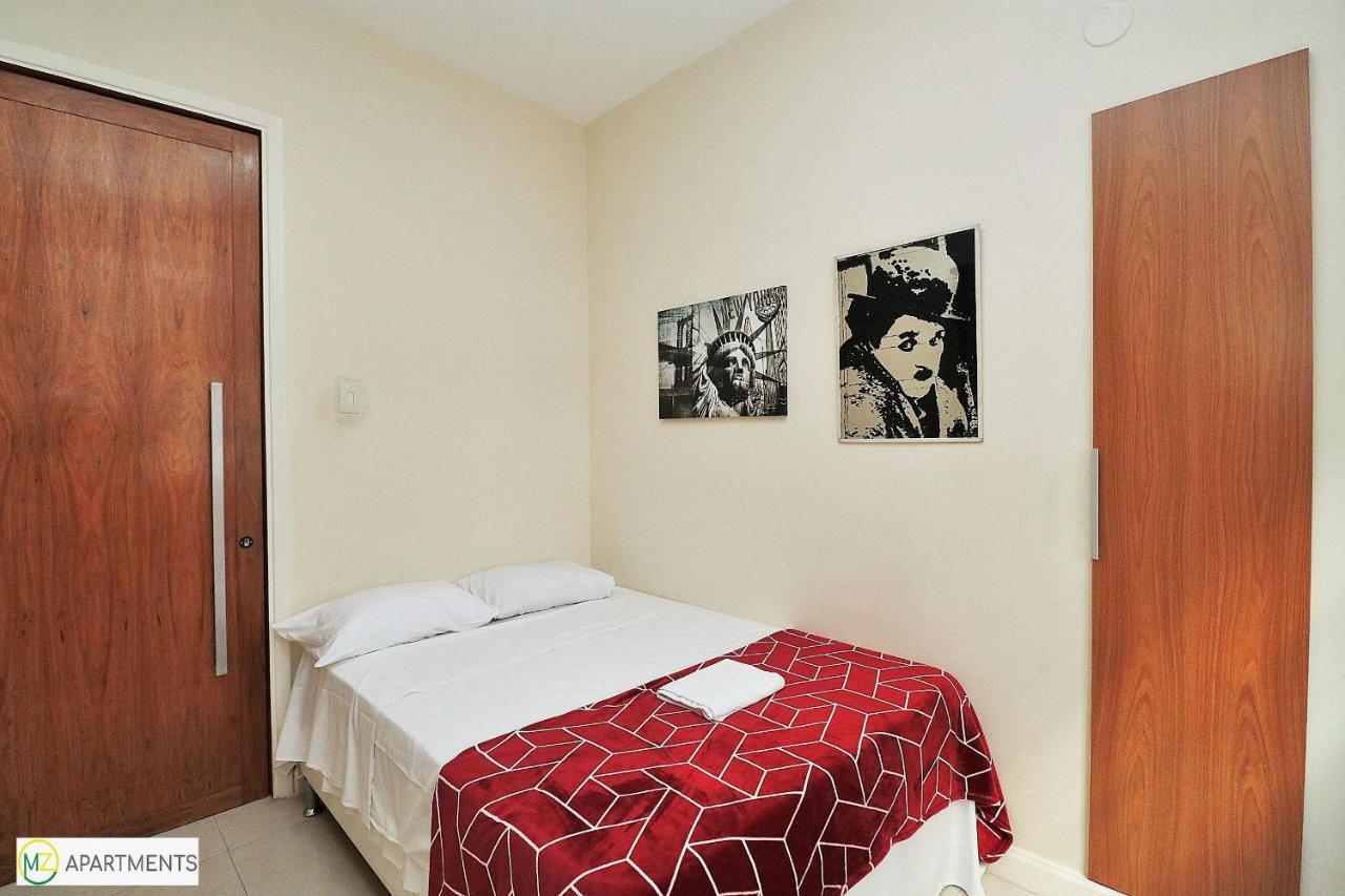 Apartamento 3 Quartos 8 Pessoas, Cheio De Bossa E à 100 Metros Da De Copa Apartamento *
